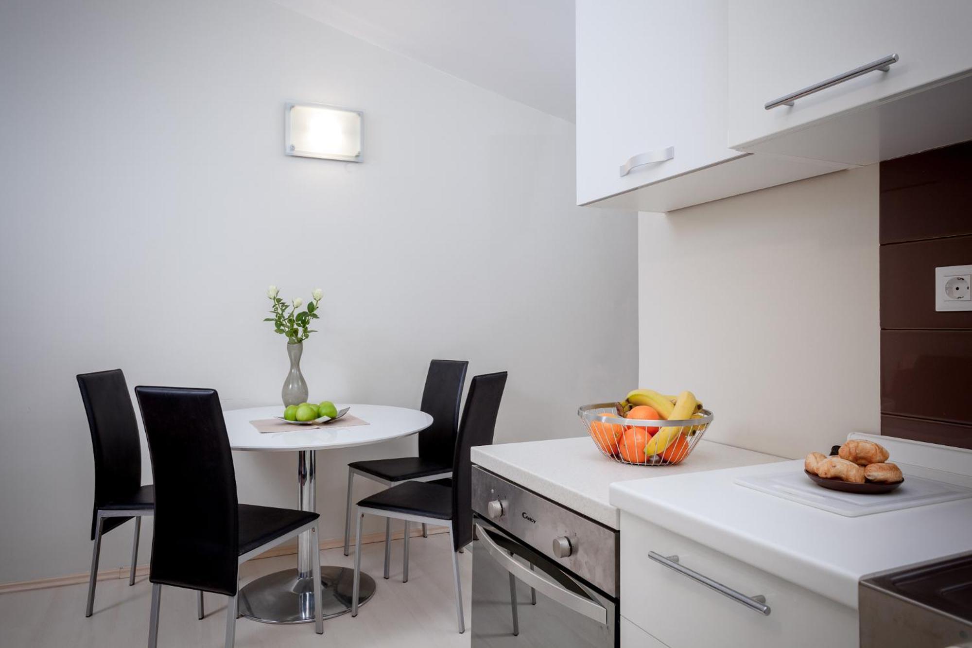 Apartments Toni 오미스 외부 사진